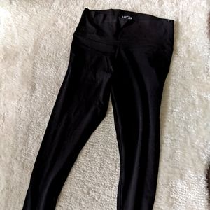 Aritzia Leggings
